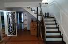 5 Bed Townhouse with En Suite in Rhapta Road - 5