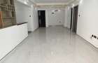 2 Bed Apartment with Swimming Pool in Kilimani - 10