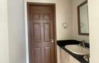 1 Bed Apartment with En Suite at Chady Road - 7