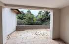 5 Bed Townhouse with En Suite at Lavington Green - 11