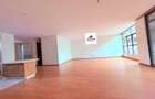 3 Bed Apartment with En Suite in Parklands - 14
