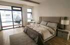 3 Bed Apartment with En Suite in Riverside - 2