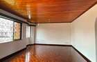 5 Bed Townhouse with En Suite in Kilimani - 10