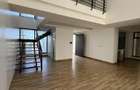 3 Bed Apartment with En Suite in Riverside - 5