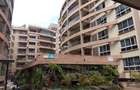 5 Bed Apartment with En Suite at Spring Valley - 1