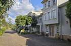 5 Bed Townhouse with En Suite at Lavington Green - 4