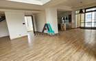 4 Bed Apartment with En Suite in Riverside - 3
