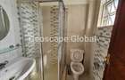 4 Bed House with En Suite in Rosslyn - 12