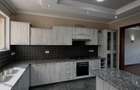 3 Bed Apartment with En Suite in Riverside - 15