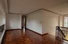 5 Bed House with En Suite in Runda - 13