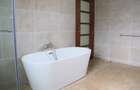 5 Bed Villa with En Suite in Runda - 14