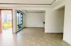 4 Bed Villa with En Suite at Eastern Bypass - 3