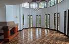 5 Bed House with En Suite in Runda - 18