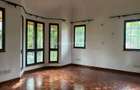 5 Bed Townhouse with En Suite in Rosslyn - 10