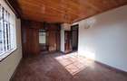 5 Bed House with En Suite in Runda - 14