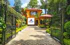 4 Bed Villa with En Suite in Brookside - 3