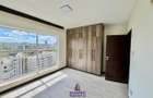 3 Bed Apartment with En Suite at Riverside Dr - 12