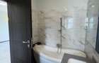3 Bed Apartment with En Suite in Riverside - 10
