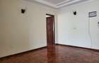 4 Bed Townhouse with En Suite in Kitisuru - 8