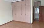 4 Bed Townhouse with En Suite at Five Star Meadows - 12