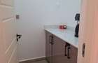 Serviced 6 Bed Apartment with En Suite at Parklands - 16
