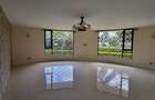 5 Bed Villa with En Suite in Lavington - 18