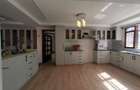 5 Bed House with En Suite in Runda - 3