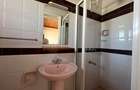 4 Bed Townhouse with En Suite at Brookside - 14