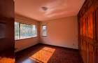 4 Bed Townhouse with En Suite in Spring Valley - 9