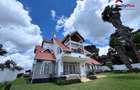 5 Bed Townhouse with En Suite at Mimosa - 2