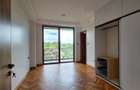 4 Bed Apartment with En Suite in Spring Valley - 10