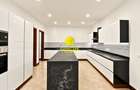 4 Bed Apartment with En Suite in Parklands - 3