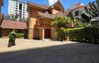 5 Bed Townhouse with En Suite at Othaya Road - 1