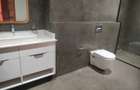 4 Bed House with En Suite at Hill View - 10