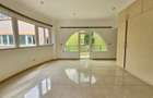 4 Bed Townhouse with En Suite in Riverside - 3