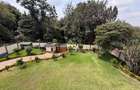 5 Bed House with En Suite at Rosslyn - 19