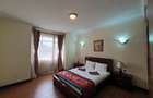 Serviced 2 Bed Apartment with En Suite at Brookside - 12