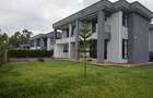 5 Bed Townhouse with En Suite in Ridgeways - 3