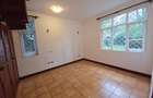 5 Bed Townhouse with Staff Quarters in Rosslyn - 8
