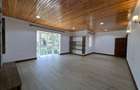 5 Bed House with En Suite in Rosslyn - 20