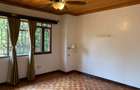 5 Bed Townhouse with En Suite in Runda - 11