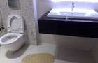 3 Bed Apartment with En Suite in Riverside - 12