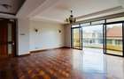 4 Bed Apartment with En Suite at 2026-535 - 2