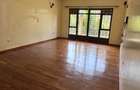 5 Bed Villa with En Suite in Runda - 12