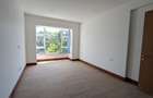 3 Bed Apartment with En Suite in Parklands - 10