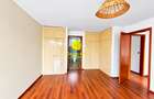 3 Bed Apartment with En Suite in Westlands Area - 8