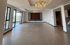 3 Bed Apartment with En Suite at Riverside - 5