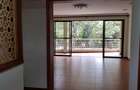 5 Bed Townhouse with En Suite at Convent Drive 66 - 8