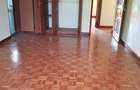 4 Bed House with En Suite at Rosslyn Redhil - 17