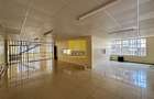 4,483 ft² Office in Parklands - 1